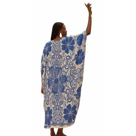 NEW CAROLINA K xime kaftan dress in etched flower blue - Picture 3 of 3